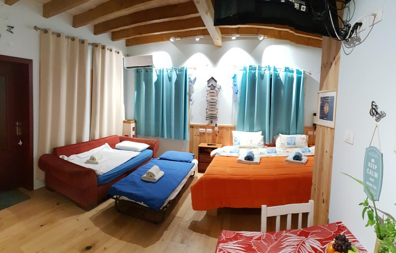Вилла The Butterflies Wood House Reshafim Экстерьер фото
